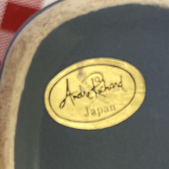 Easter Bunny Cotton-ball Holder - Picture 7 of 7